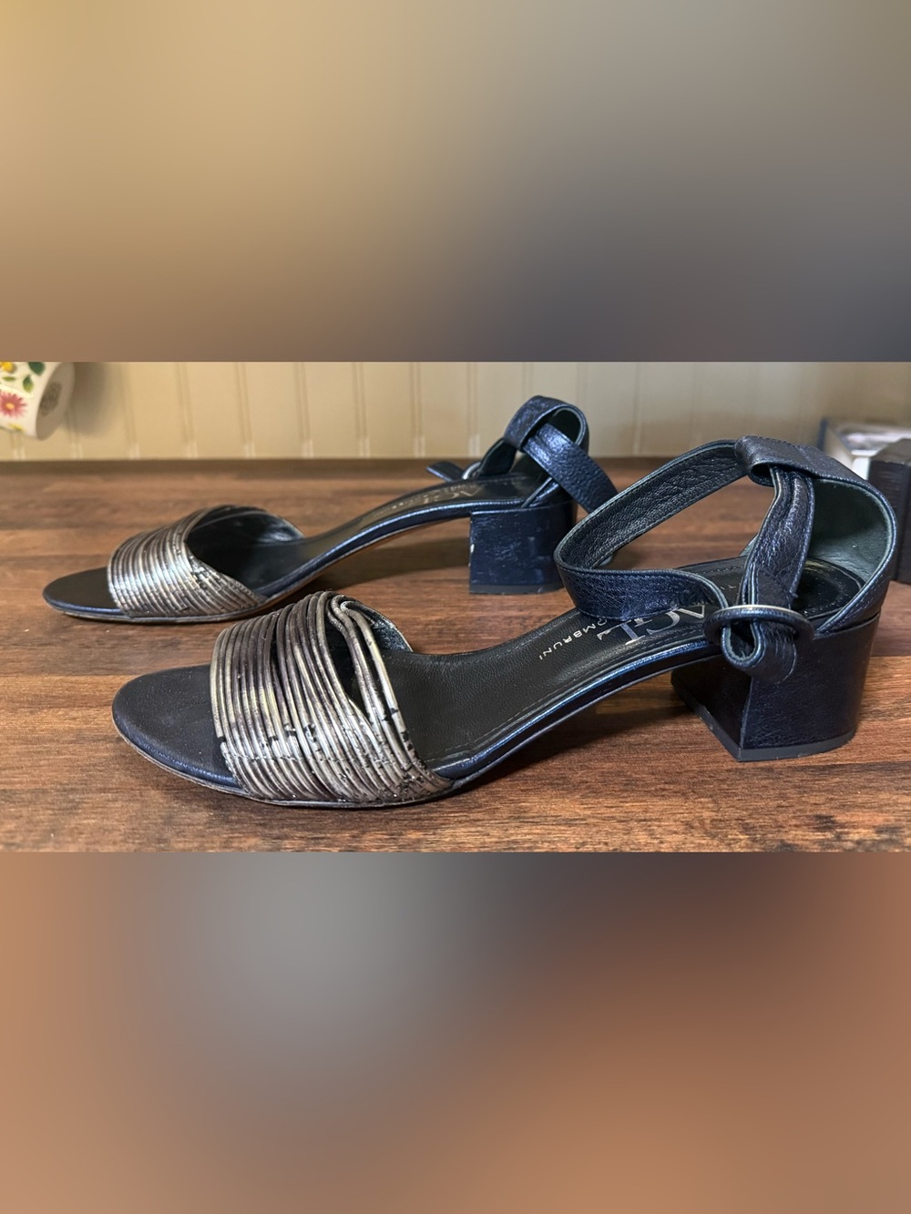 AGL Ankle Strap Sandal In Navy Coast Cushioned Insole Suede Size 41 / 10 READ - Picture 4 of 12